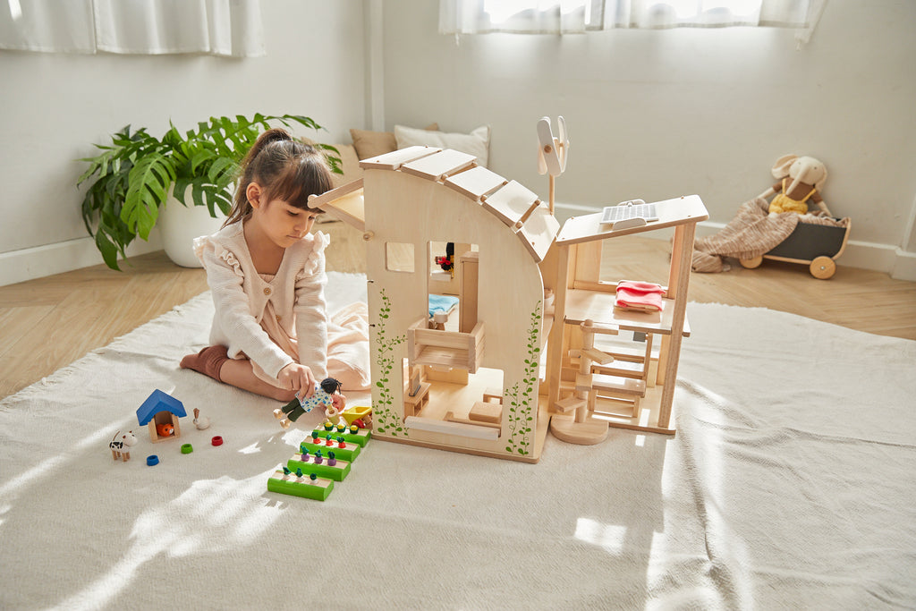 Plantoys Eco Friendly House with Furniture nebu